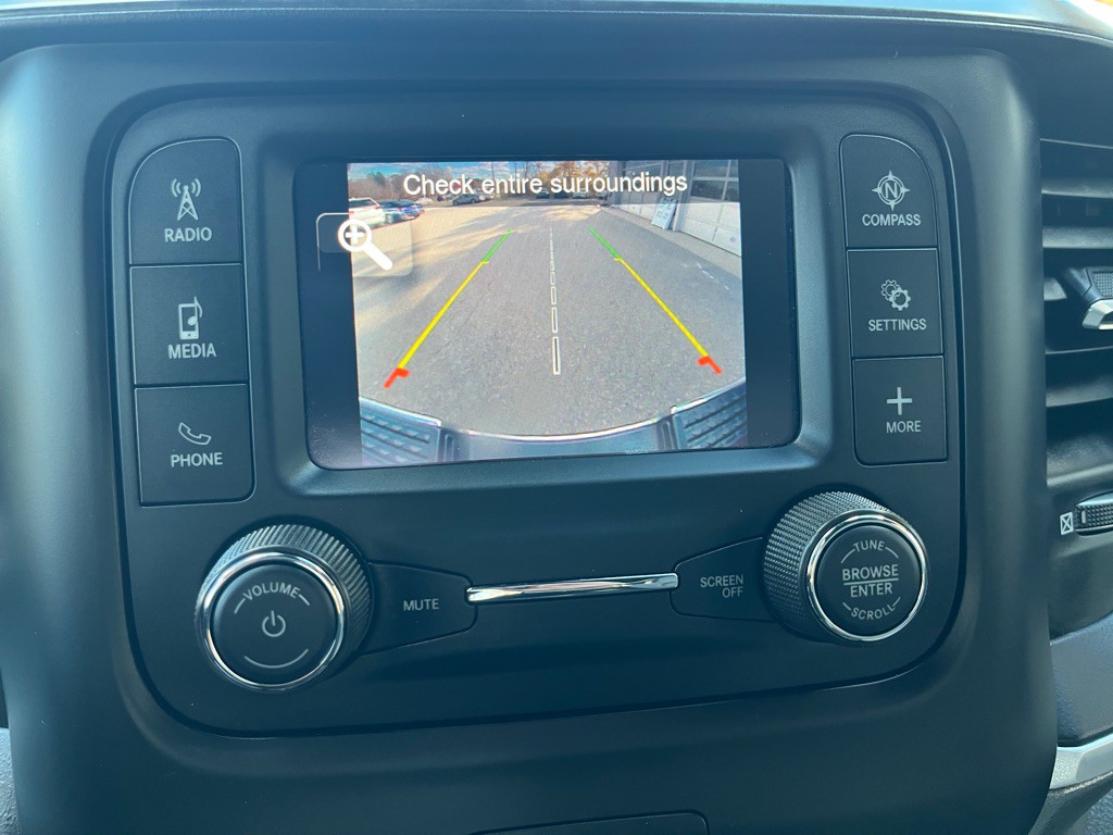 2024 RAM 3500 Image 17