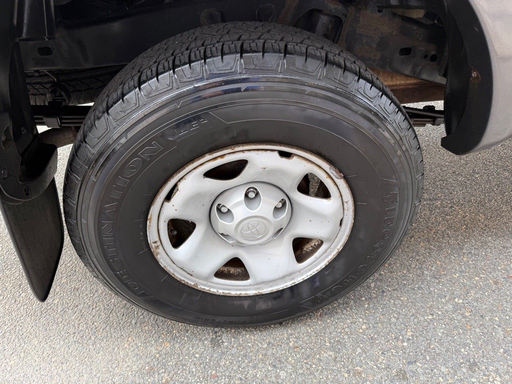 2010 Toyota Tacoma Image 9