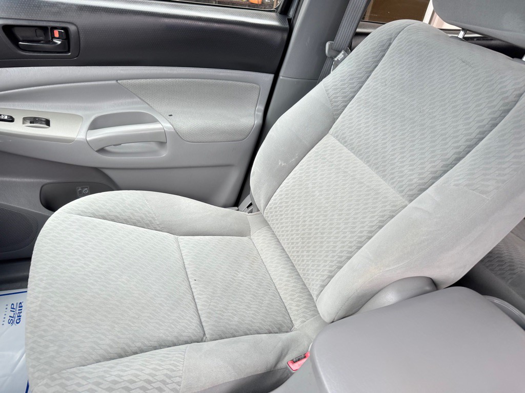 2010 Toyota Tacoma Image 14