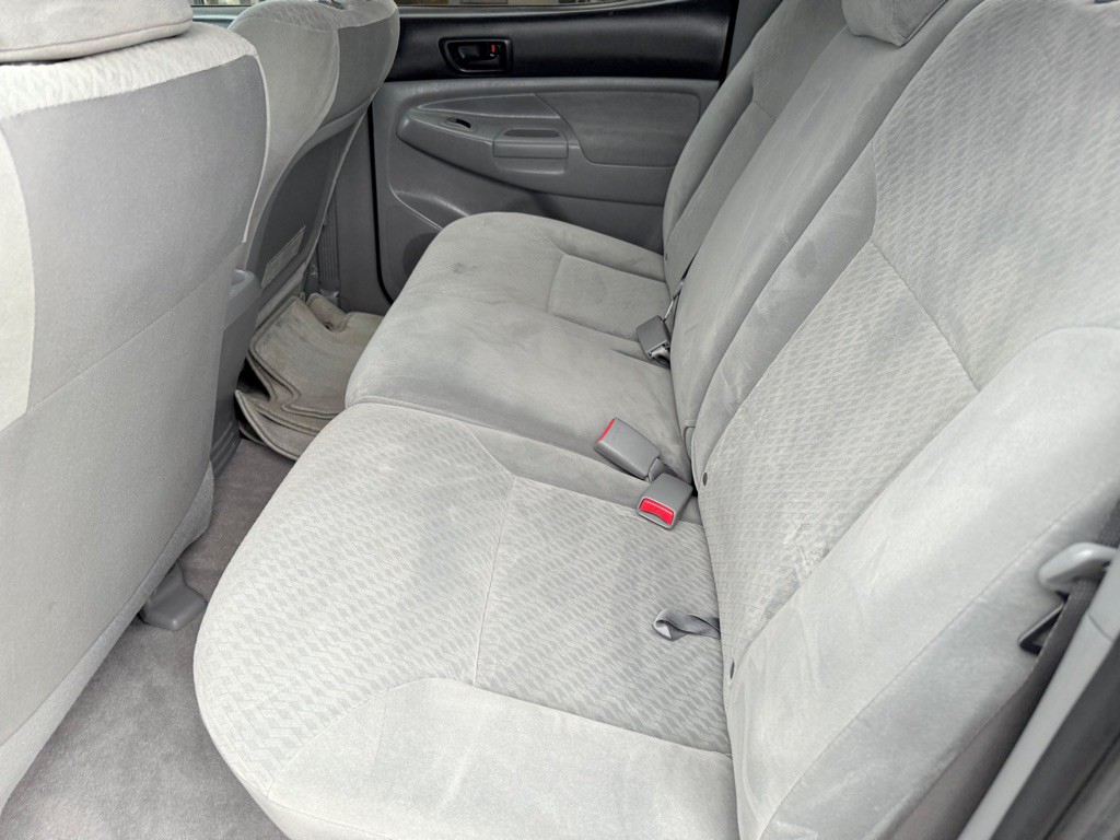 2010 Toyota Tacoma Image 15