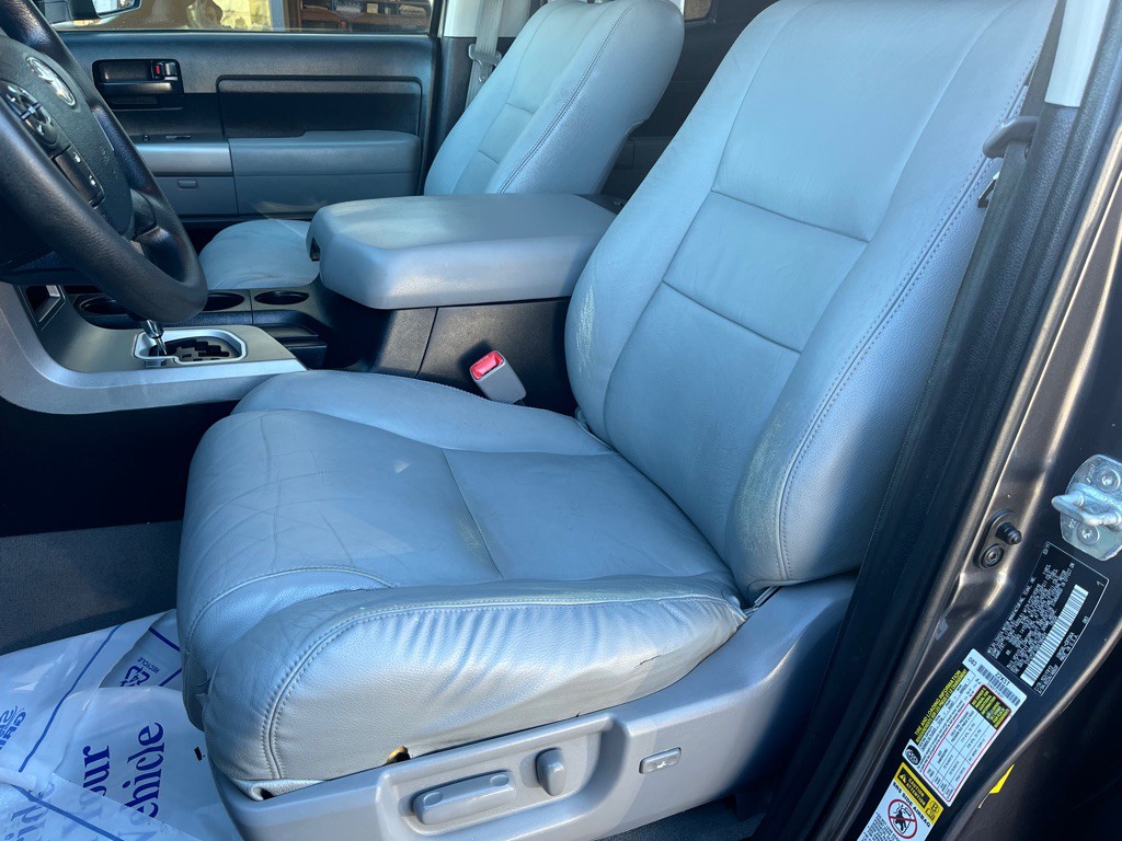 2011 Toyota Tundra Image 12