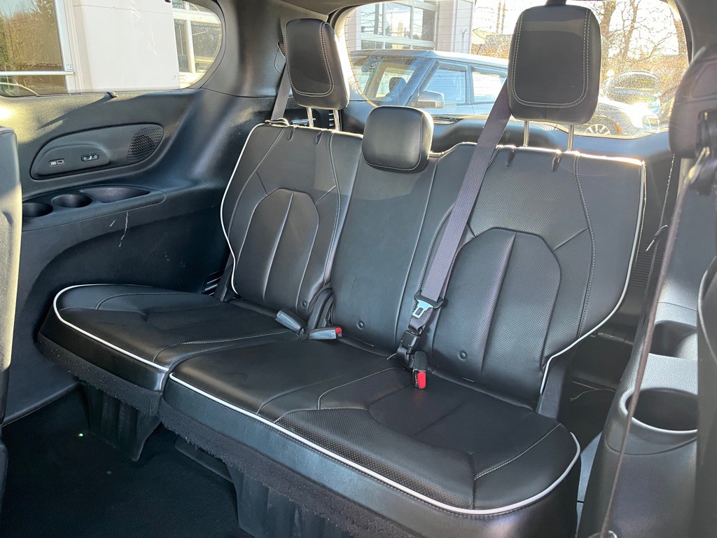 2019 Chrysler Pacifica Image 21