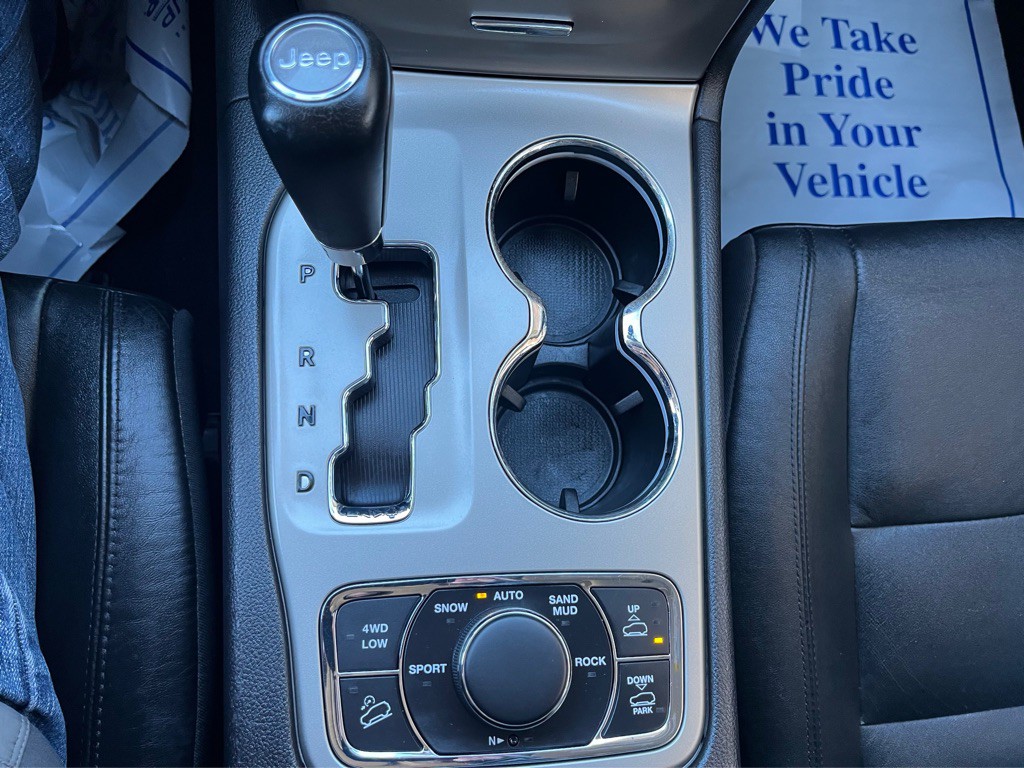 2012 Jeep Grand Cherokee Image 13