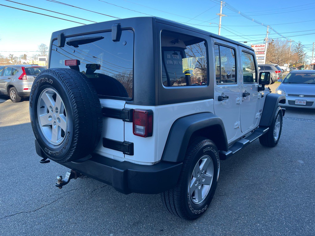 2017 Jeep Wrangler Unlimited Image 3