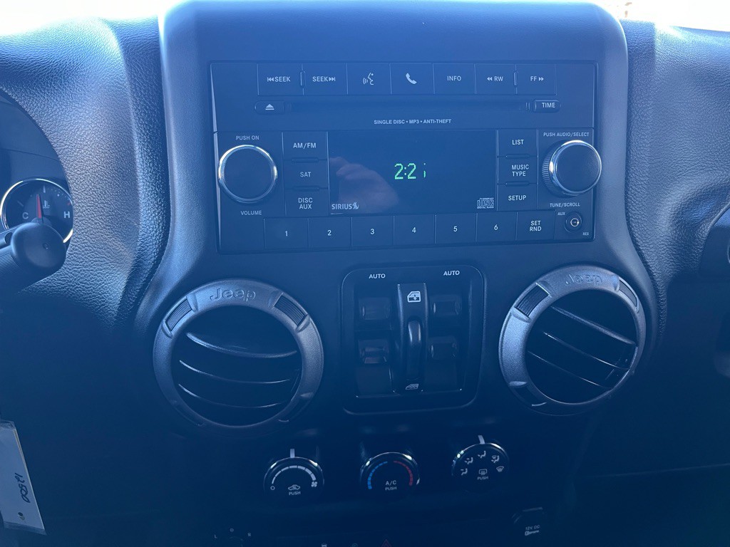 2017 Jeep Wrangler Unlimited Image 14