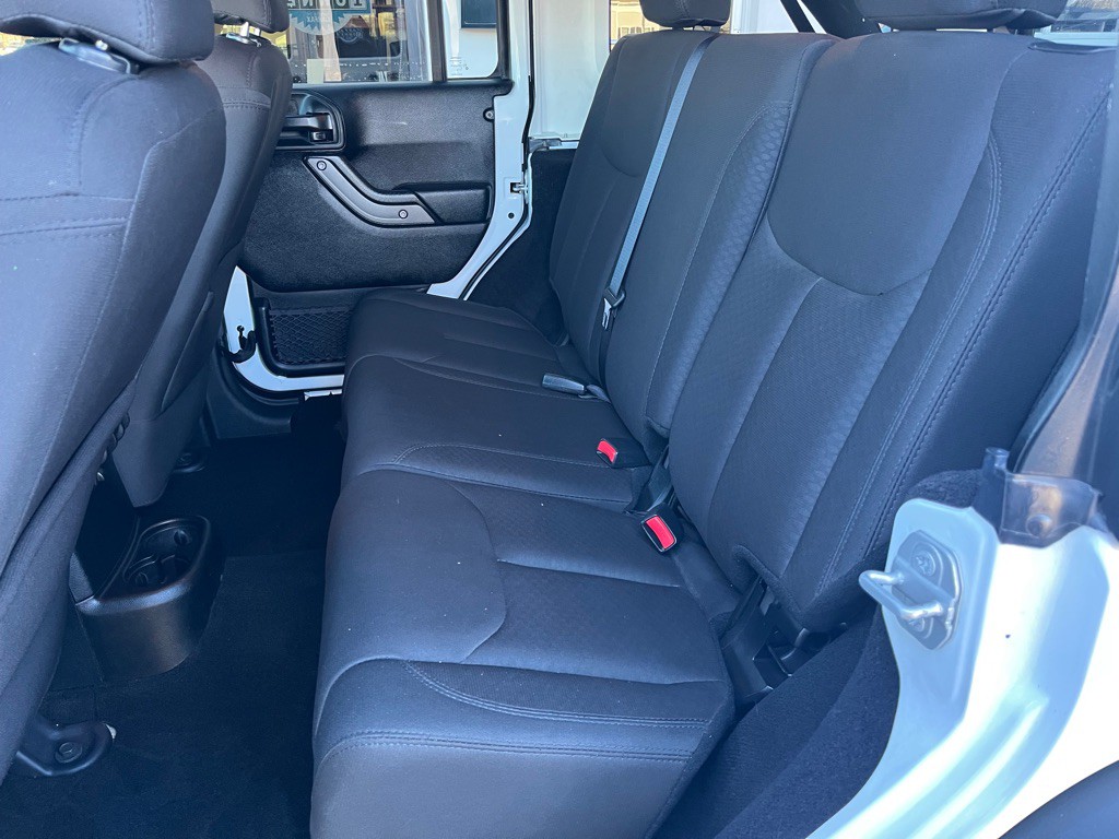 2017 Jeep Wrangler Unlimited Image 17