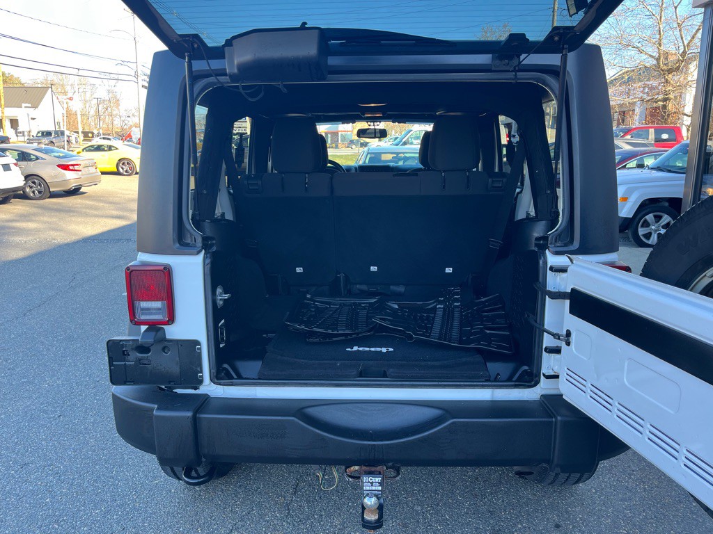 2017 Jeep Wrangler Unlimited Image 19