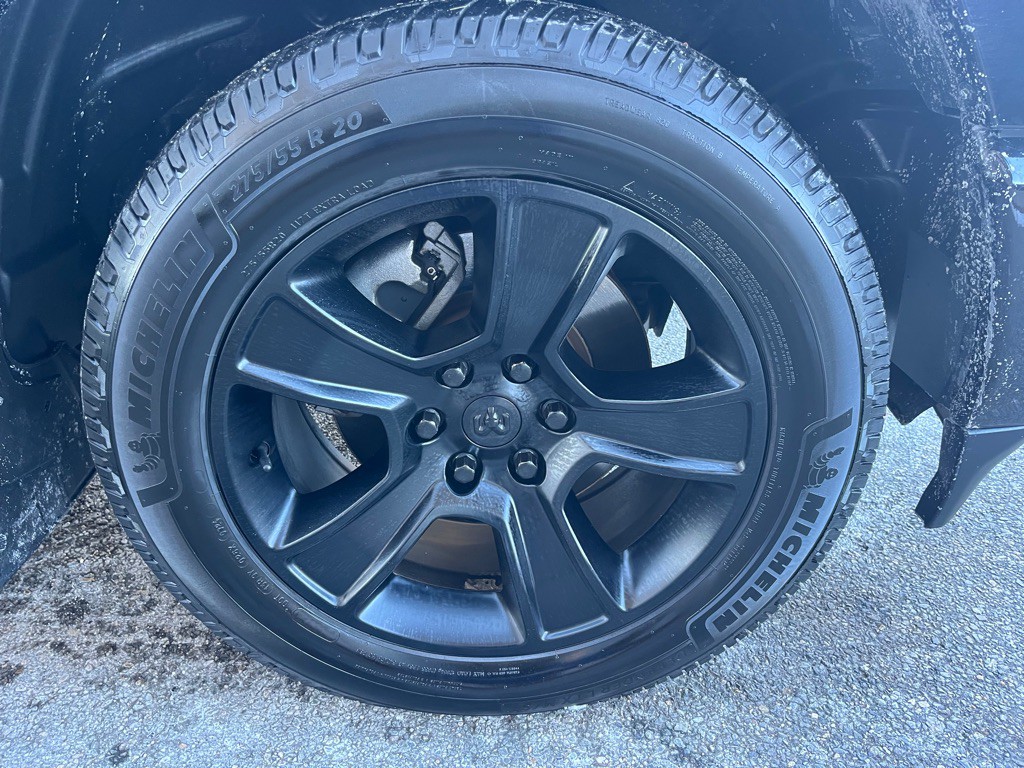 2021 RAM 1500 Image 9