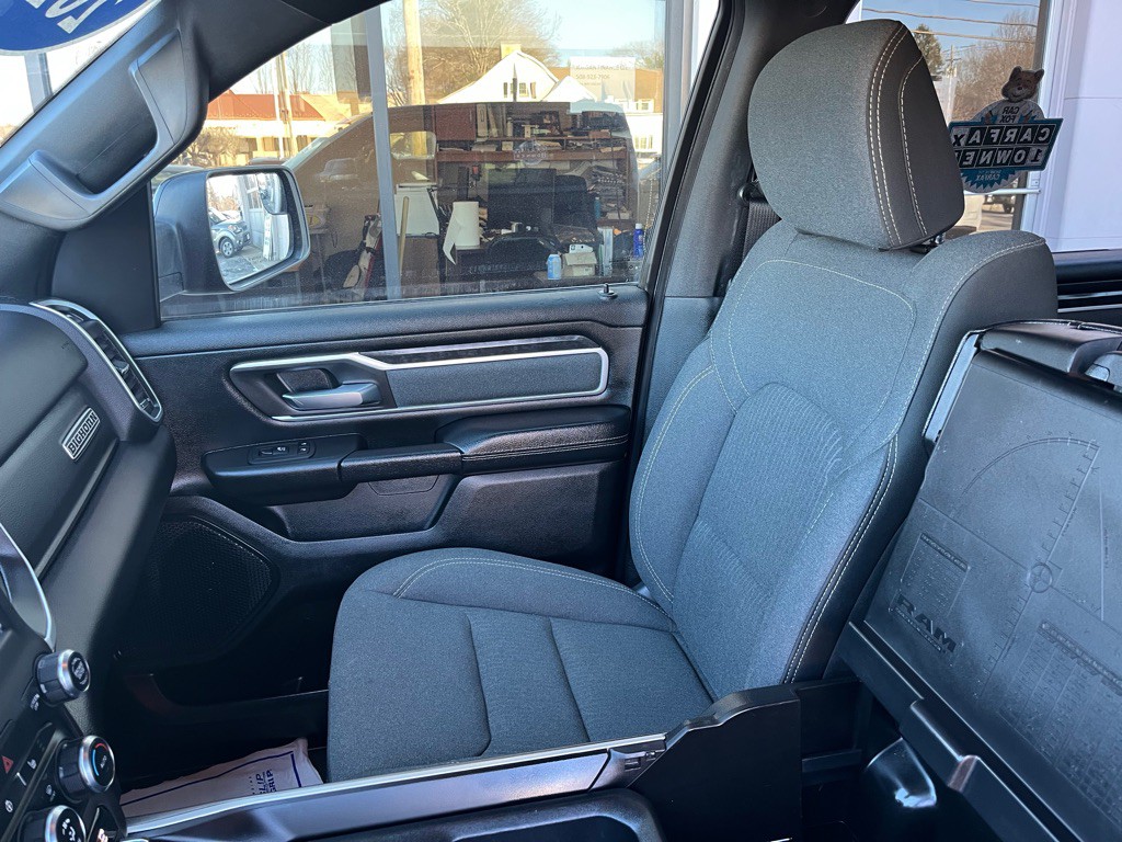 2021 RAM 1500 Image 12