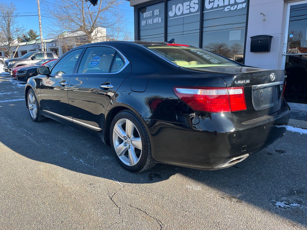 2008 Lexus LS Image 2