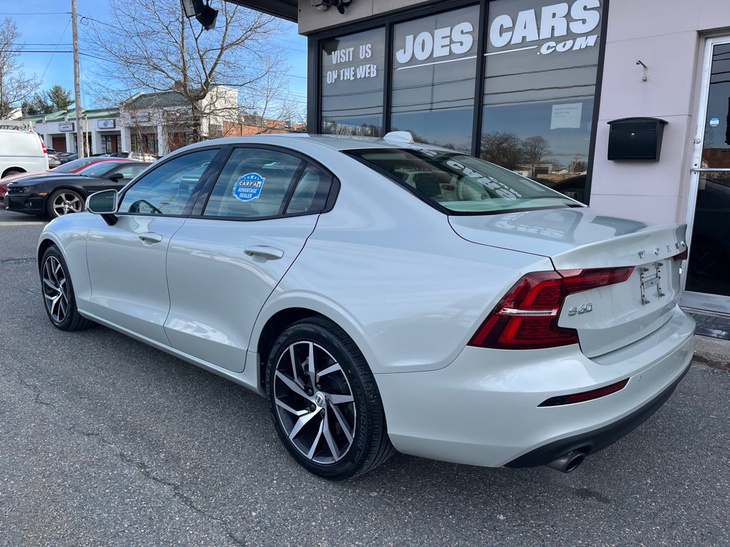 2020 Volvo S60 Image 2