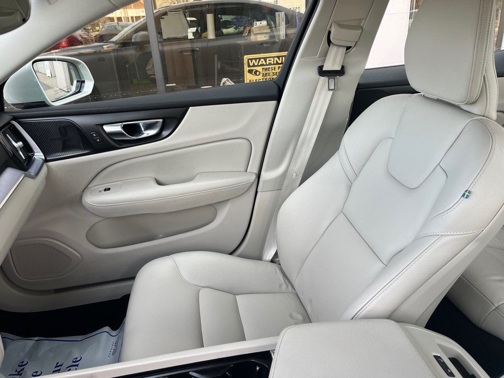 2020 Volvo S60 Image 12