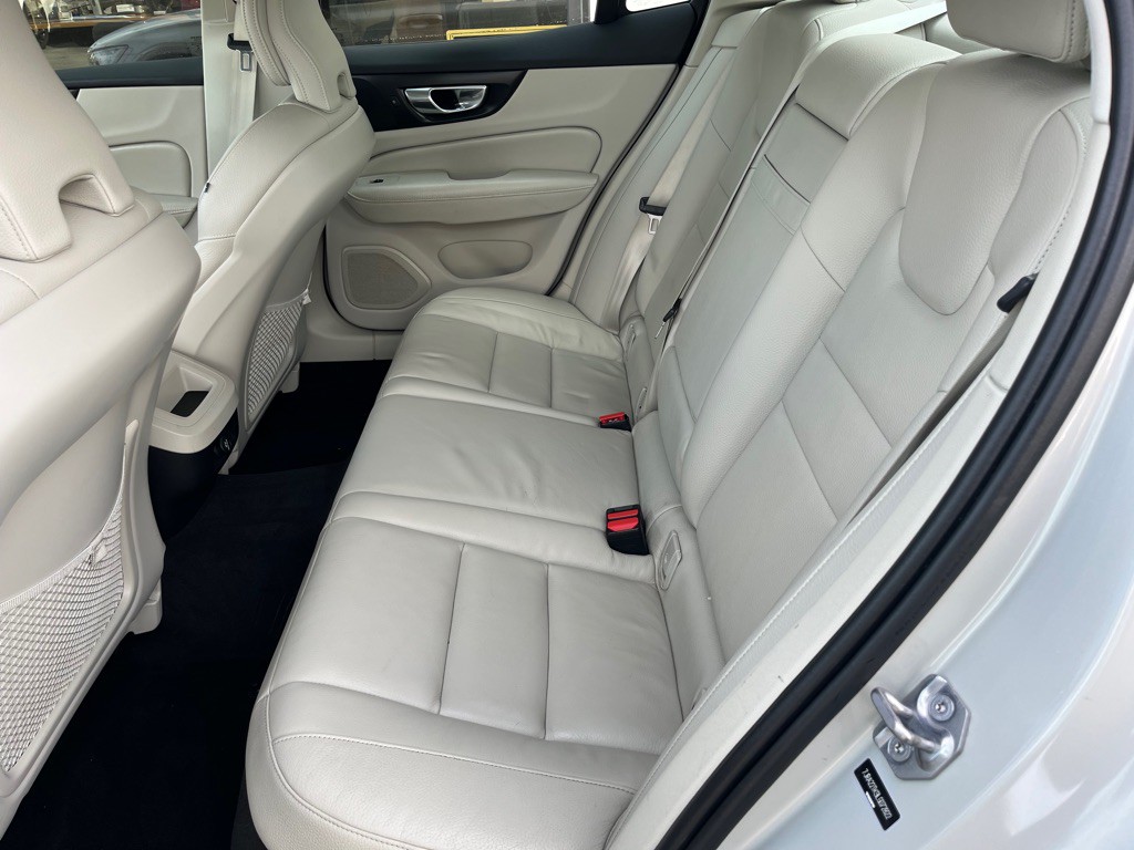 2020 Volvo S60 Image 19