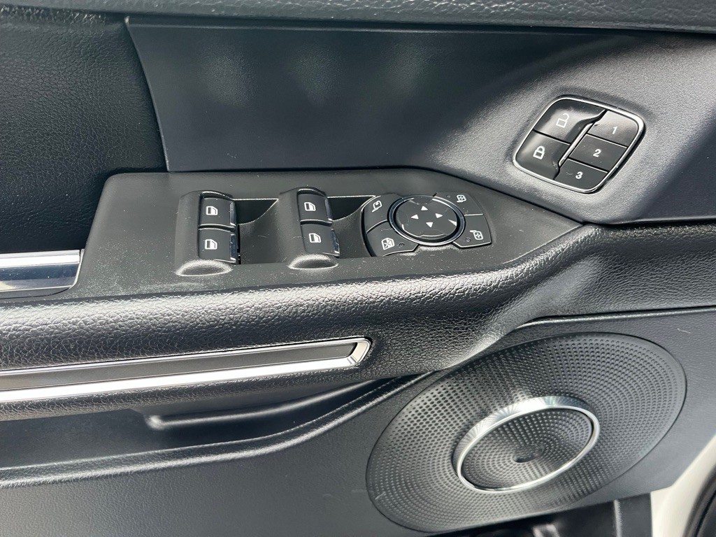 2020 Ford Expedition Image 6