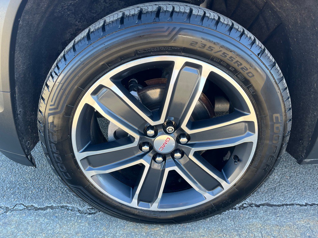 2020 GMC Acadia Image 6