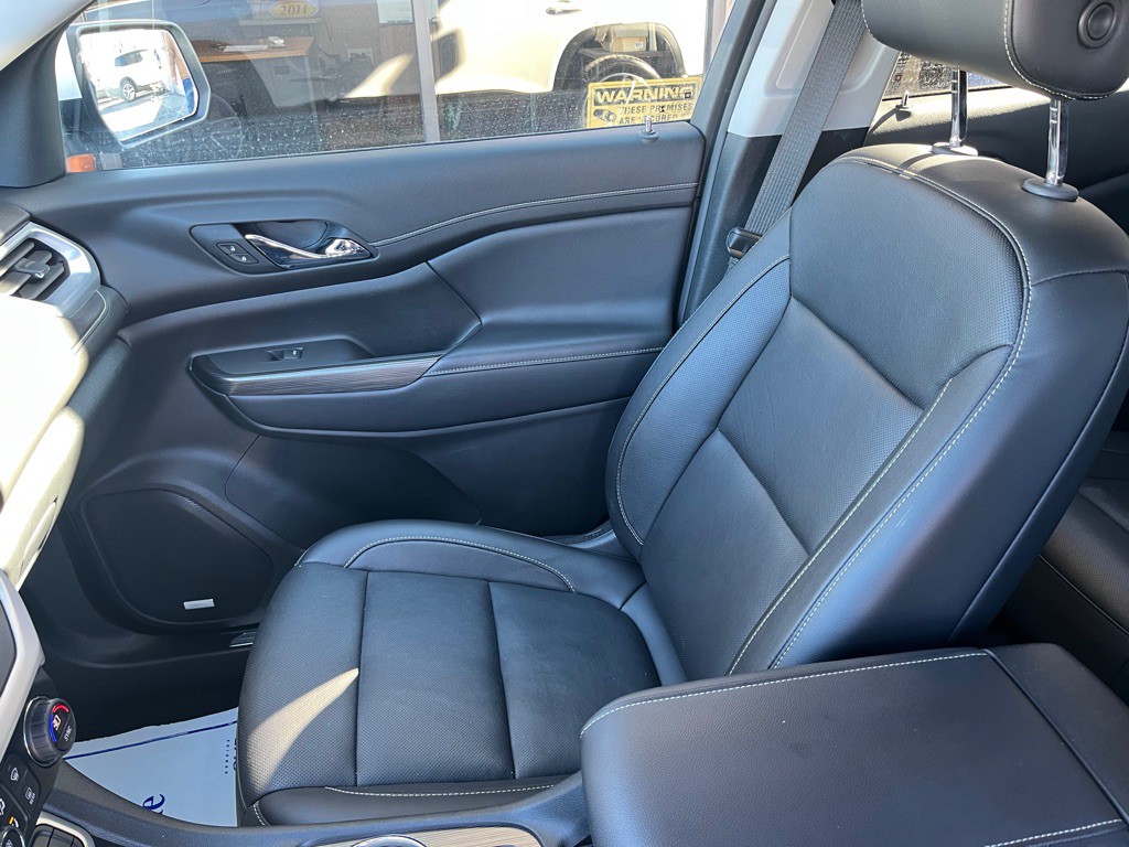 2020 GMC Acadia Image 14