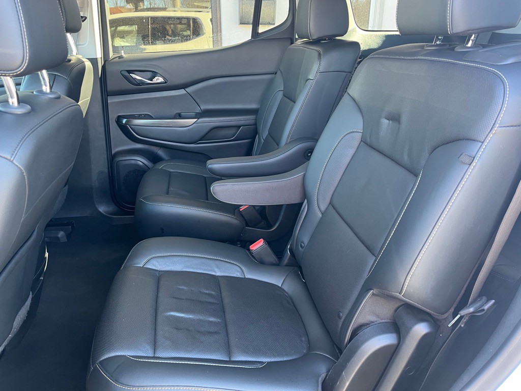 2020 GMC Acadia Image 21