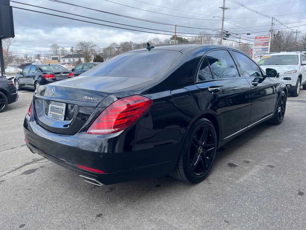 2015 Mercedes-Benz S-Class Image 3