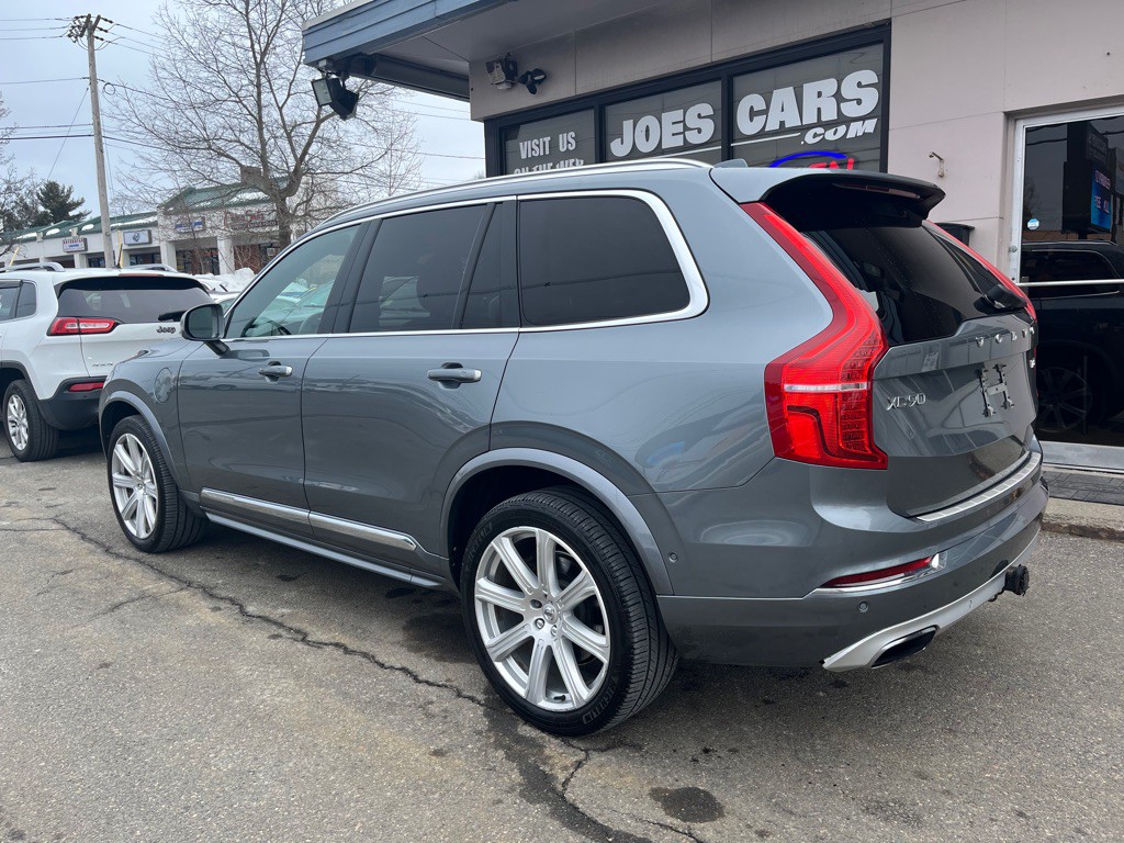 2018 Volvo XC90 Image 2