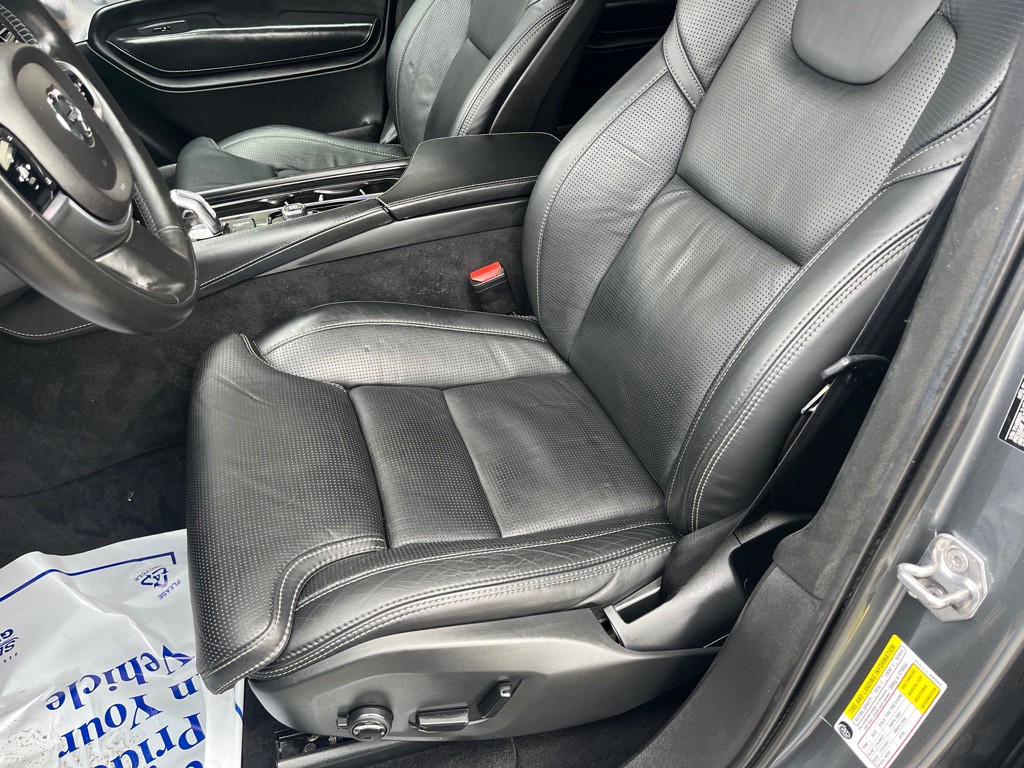 2018 Volvo XC90 Image 11