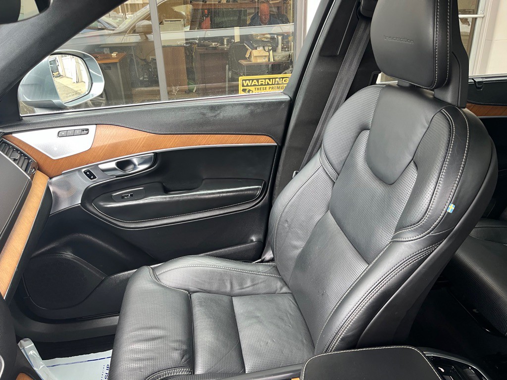 2018 Volvo XC90 Image 12