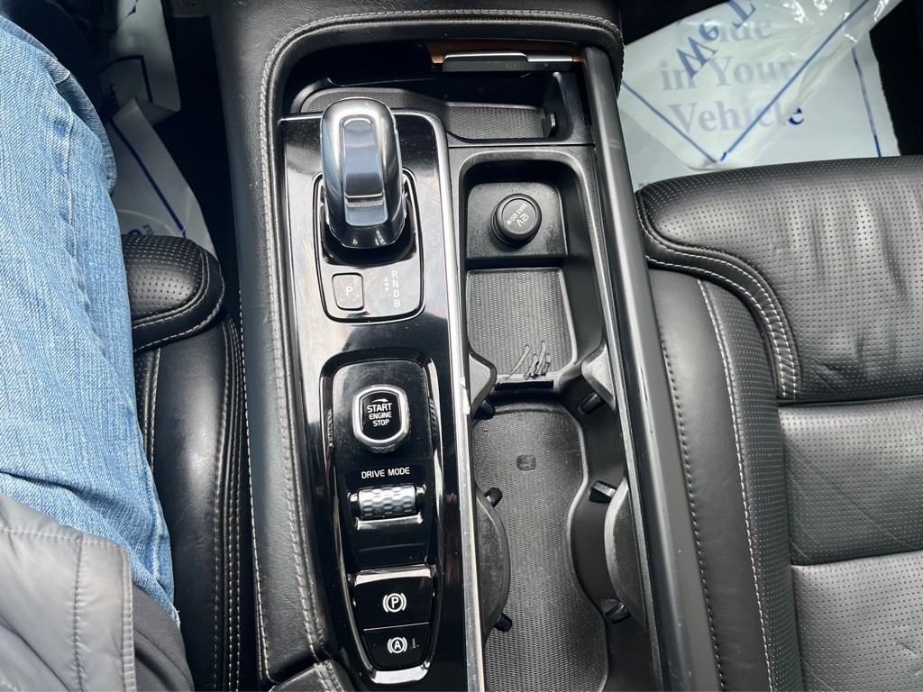 2018 Volvo XC90 Image 13