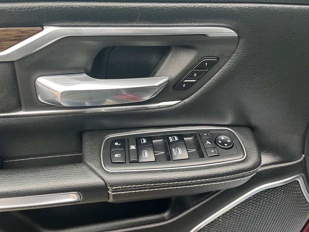 2019 RAM 1500 Image 6