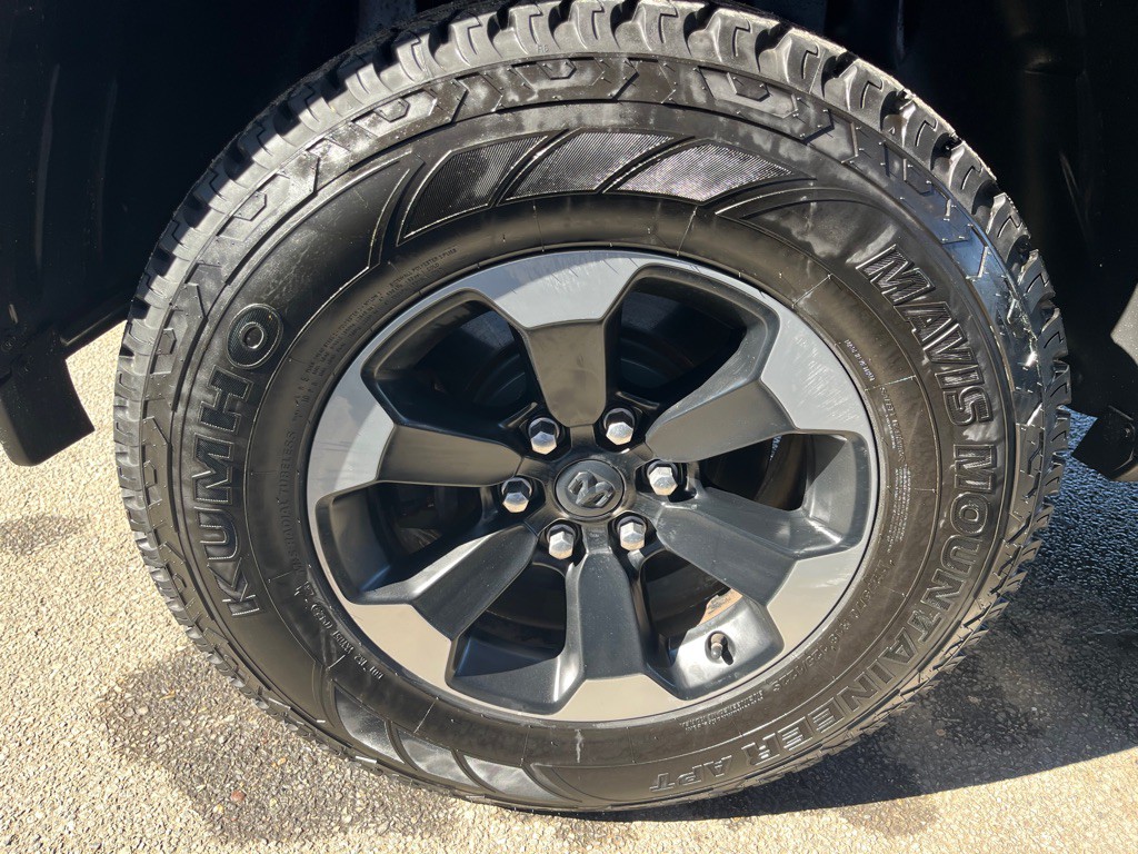 2019 RAM 1500 Image 9