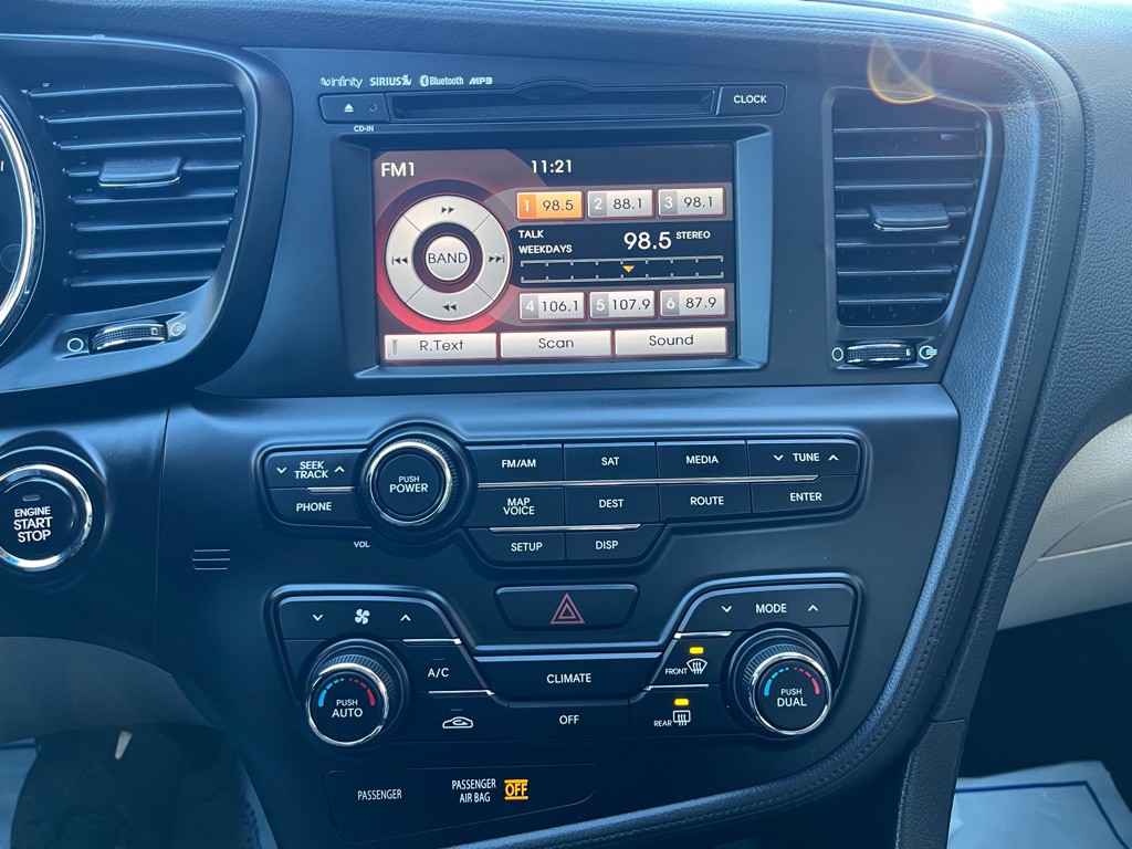 2011 Kia Optima Image 14