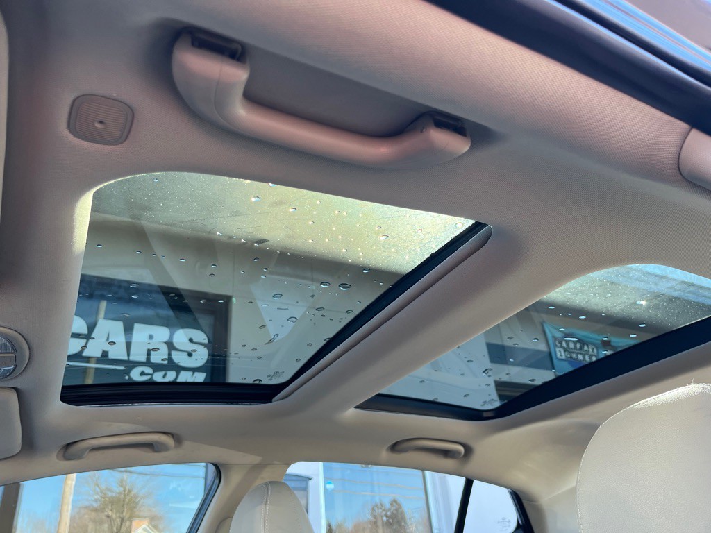 2011 Kia Optima Image 18