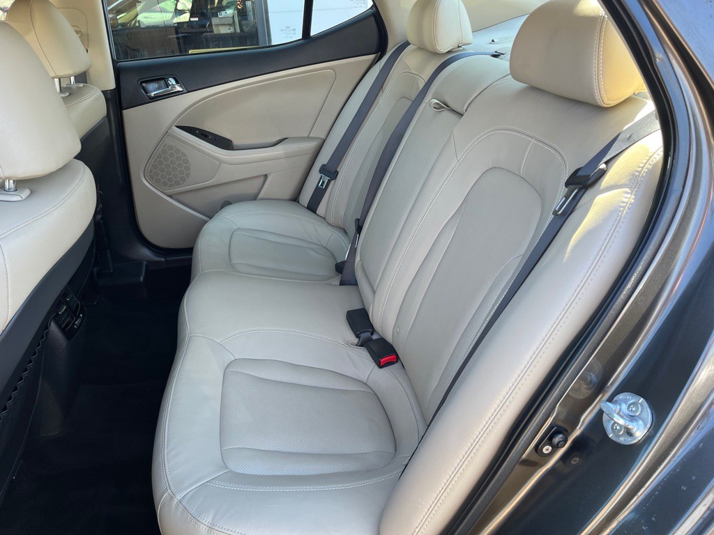 2011 Kia Optima Image 19