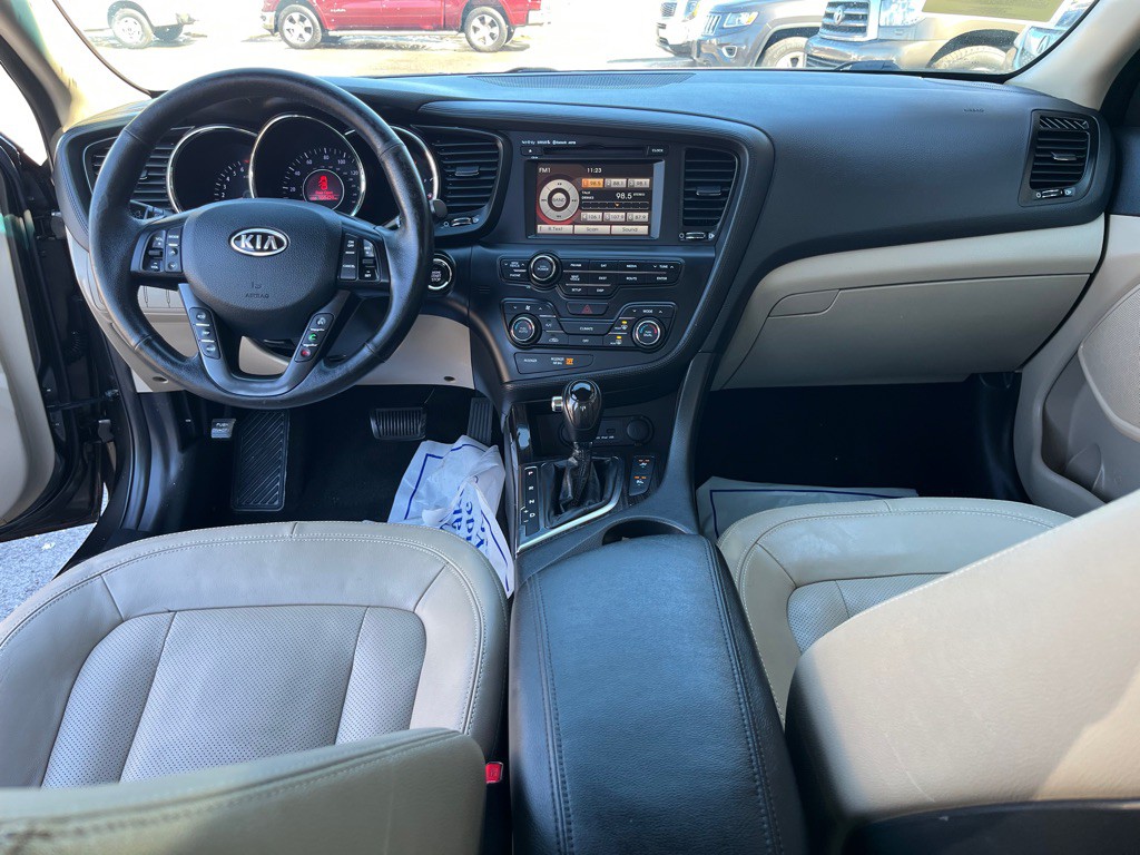 2011 Kia Optima Image 20