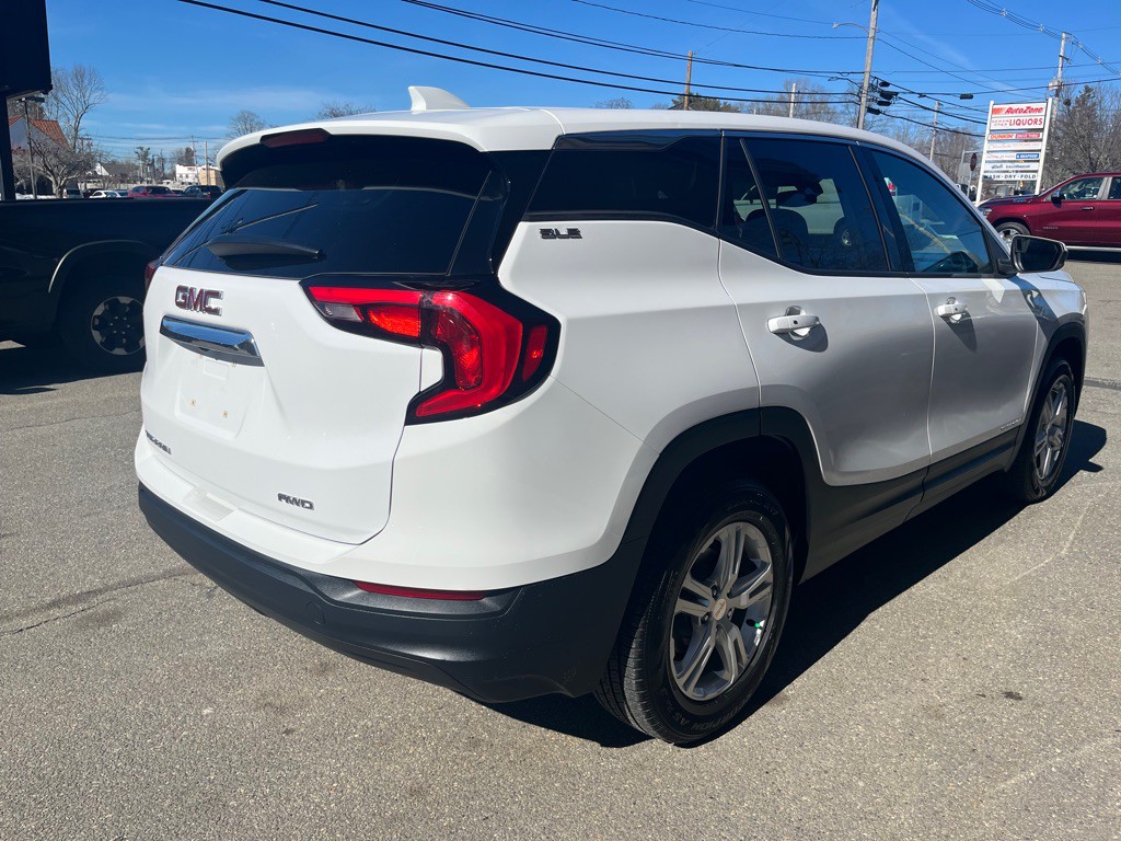 2019 GMC Terrain Image 3