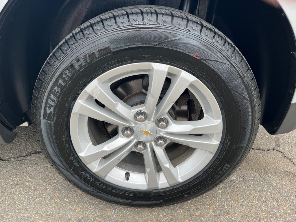 2017 Chevrolet Equinox Image 7