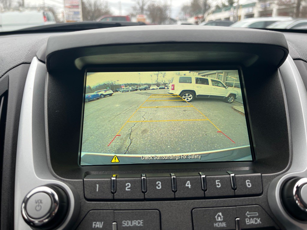 2017 Chevrolet Equinox Image 15