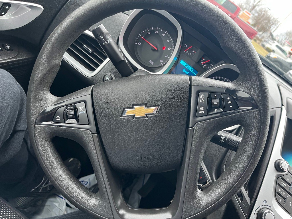 2017 Chevrolet Equinox Image 16