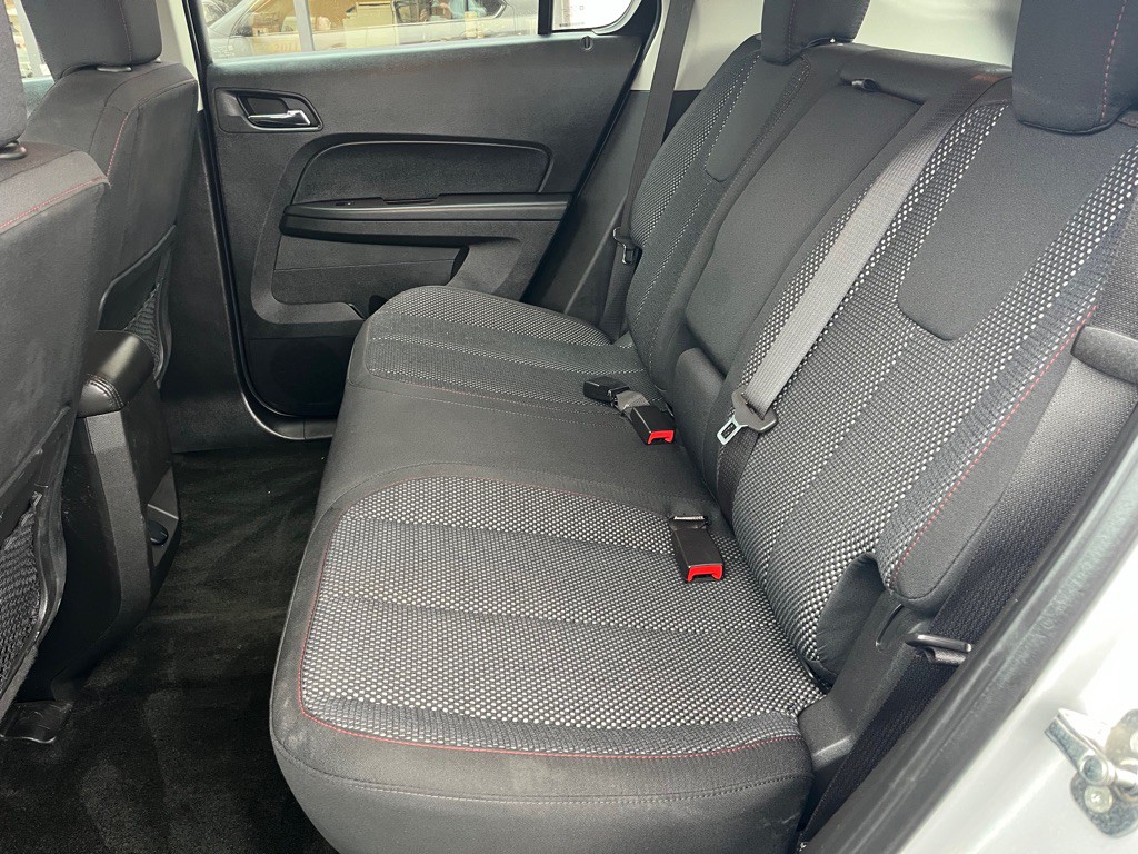 2017 Chevrolet Equinox Image 18