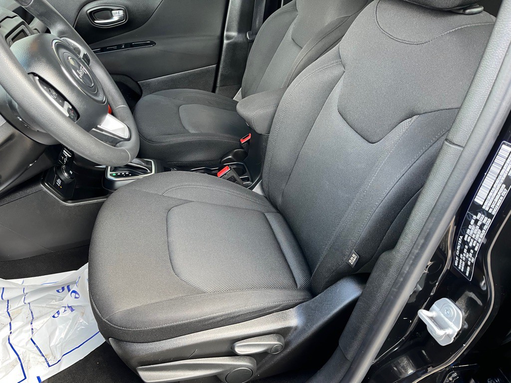 2018 Jeep Renegade Image 11