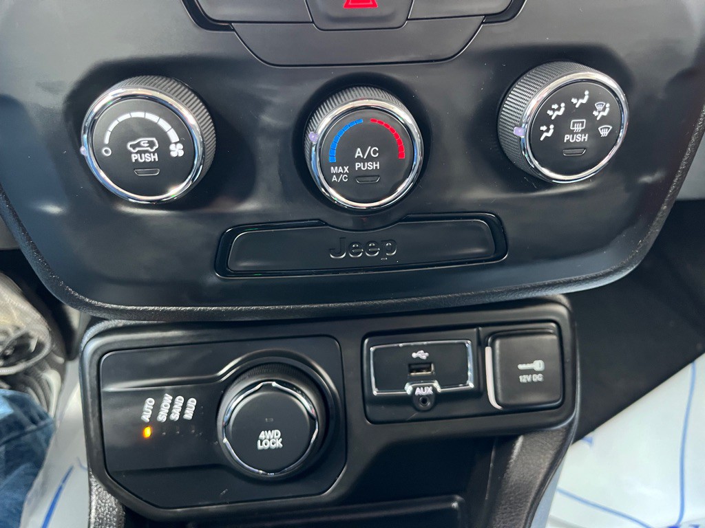 2018 Jeep Renegade Image 14