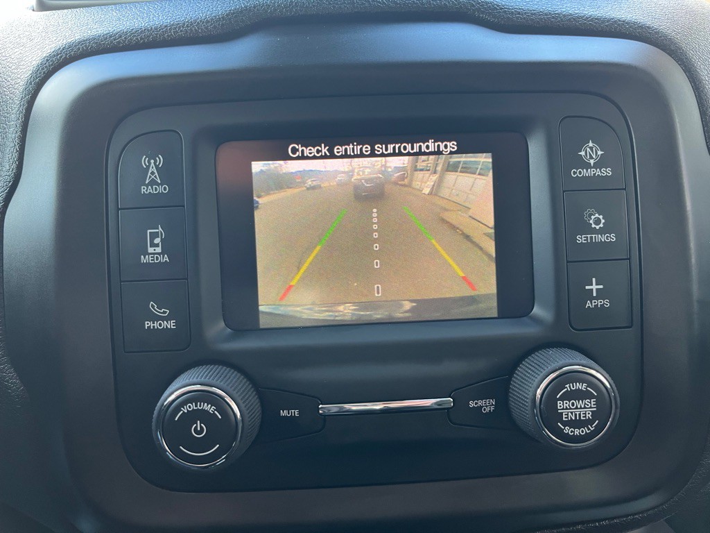 2018 Jeep Renegade Image 16