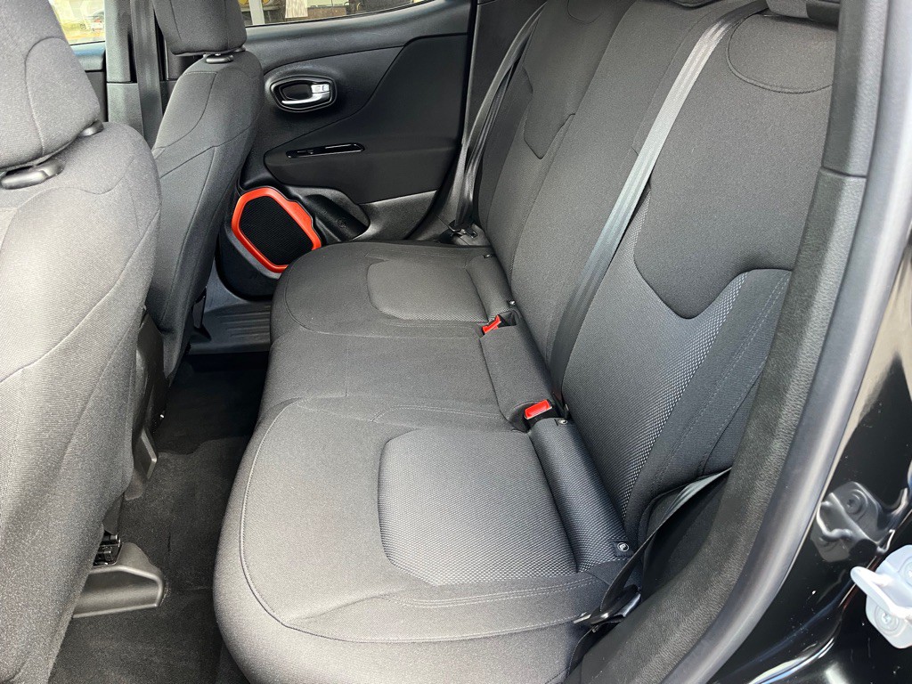 2018 Jeep Renegade Image 19