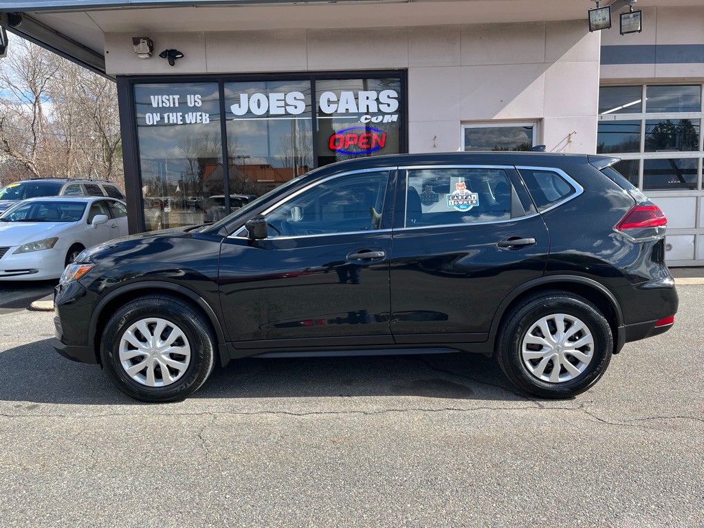 2020 Nissan Rogue Image 1