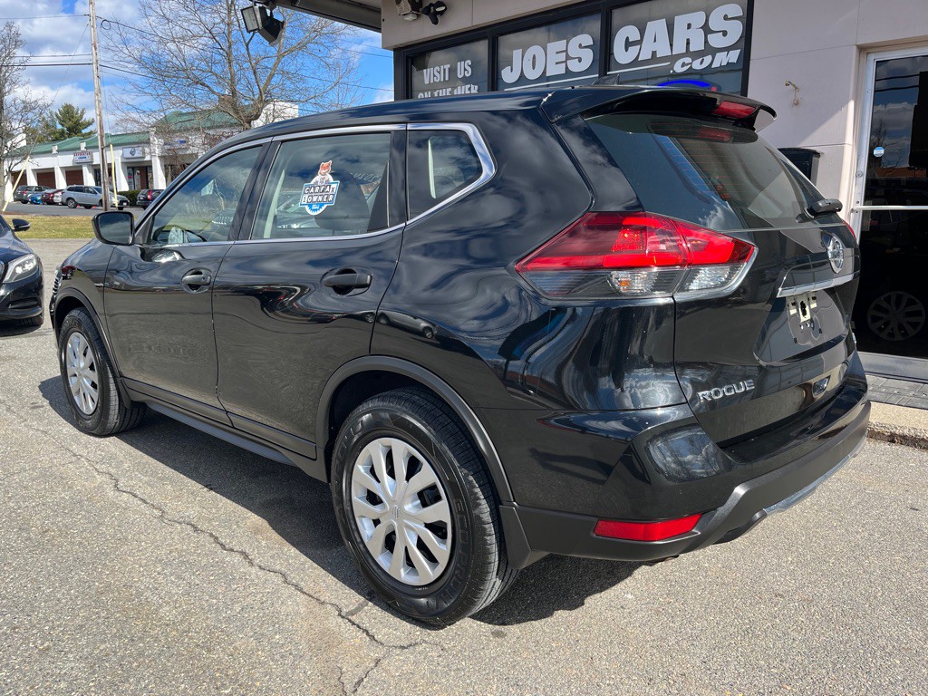 2020 Nissan Rogue Image 2