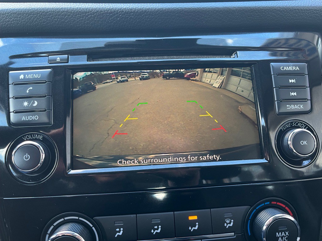 2020 Nissan Rogue Image 15