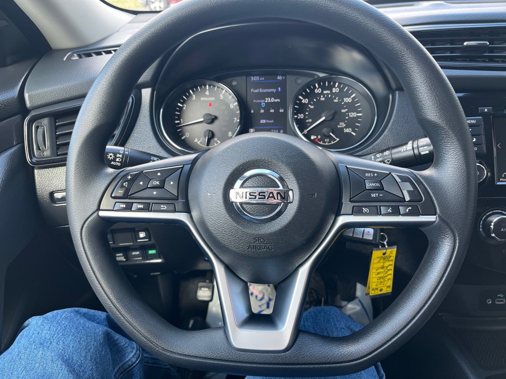 2020 Nissan Rogue Image 16