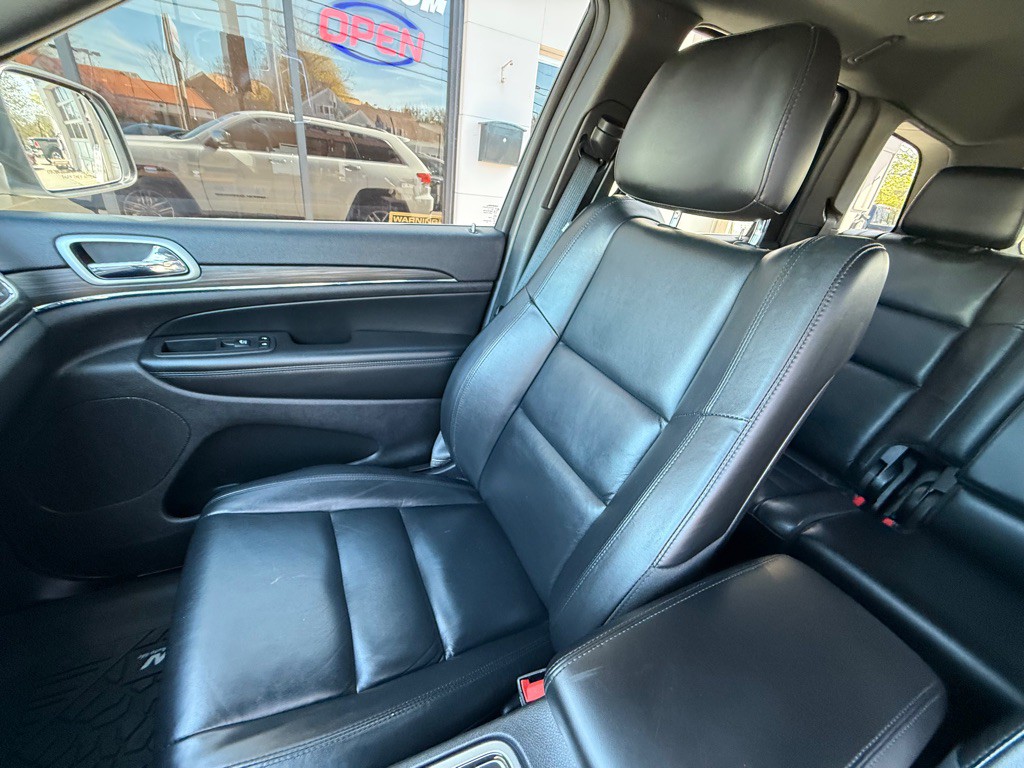 2019 Jeep Grand Cherokee Image 12
