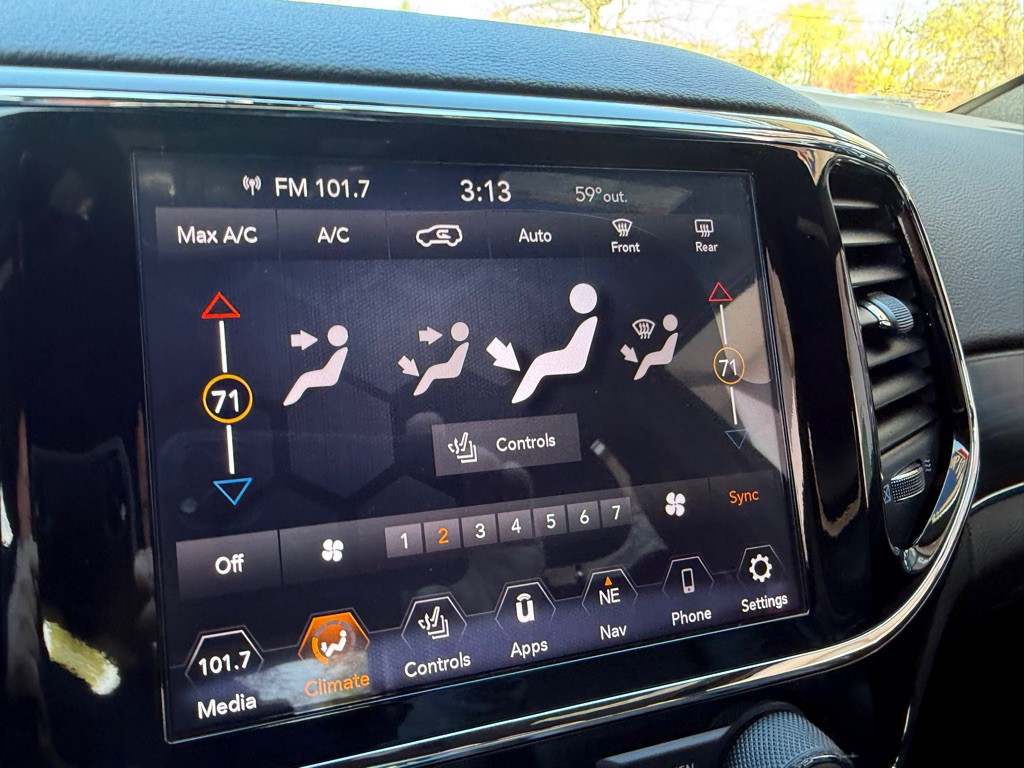 2019 Jeep Grand Cherokee Image 17