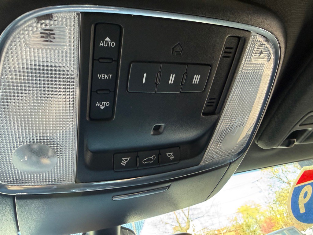2019 Jeep Grand Cherokee Image 24