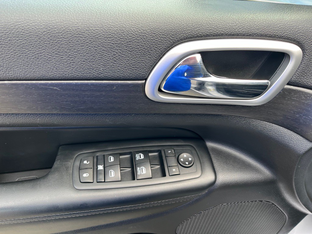 2015 Jeep Grand Cherokee Image 10