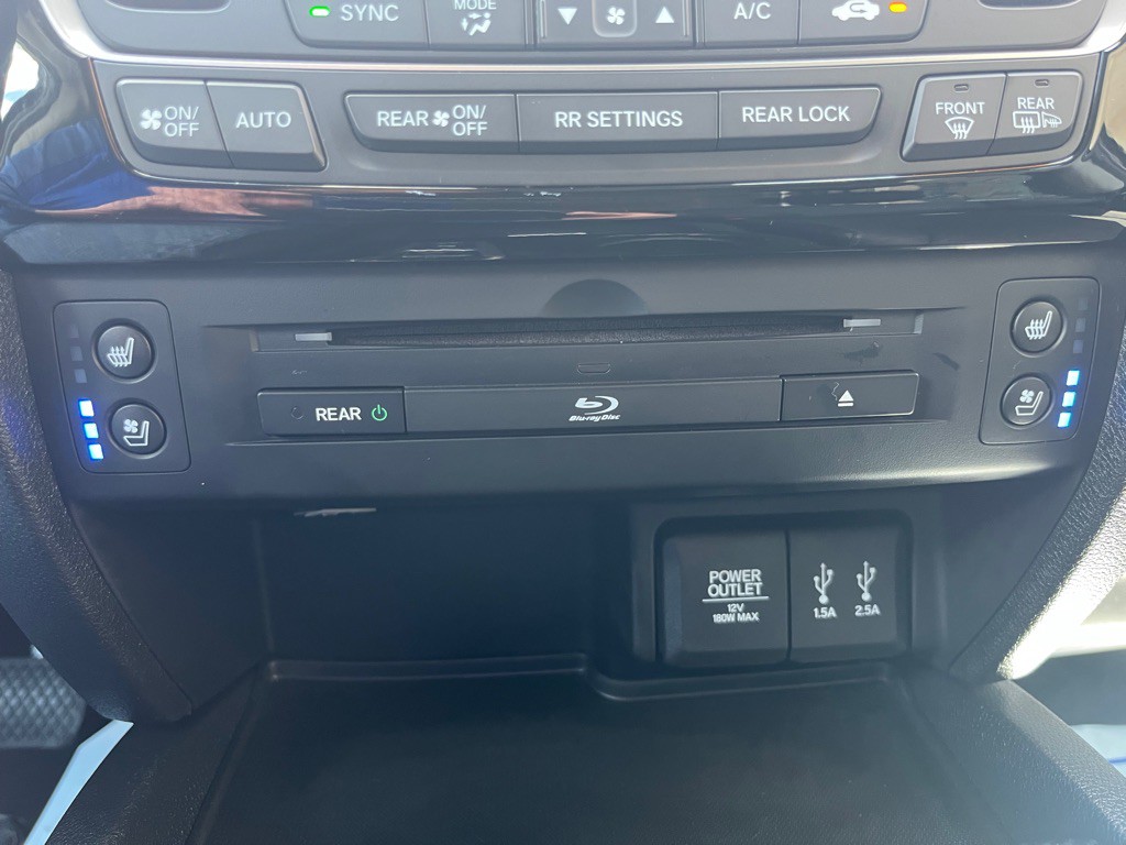 2016 Honda Pilot Image 14